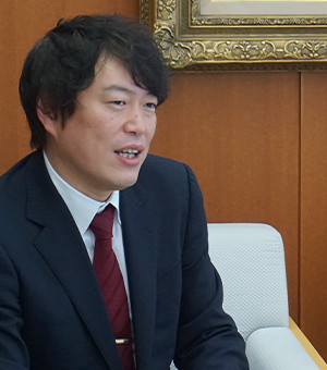 USEI、東部への挑戦